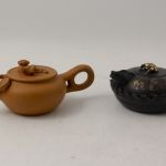 889 5331 TEAPOTS